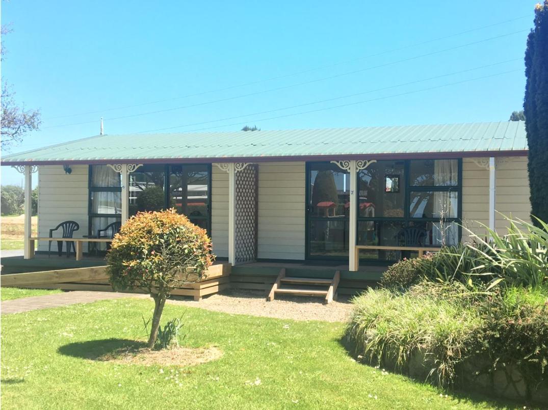 Otorohanga Kiwi Holiday Park Exterior photo